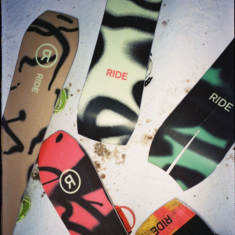 SNOWBOARDS