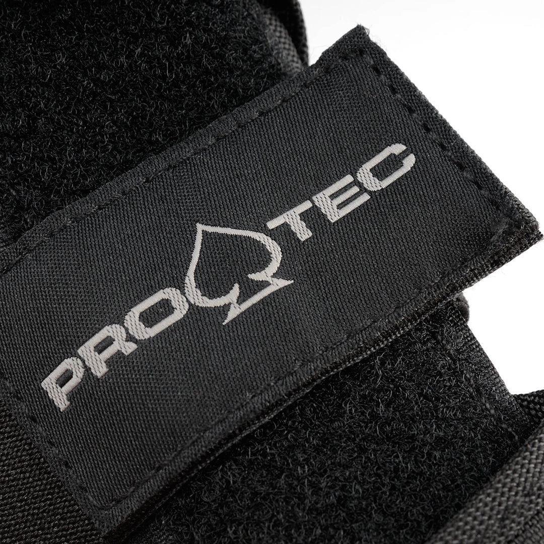 PROTEC STREET WRIST GUARDS BLACK